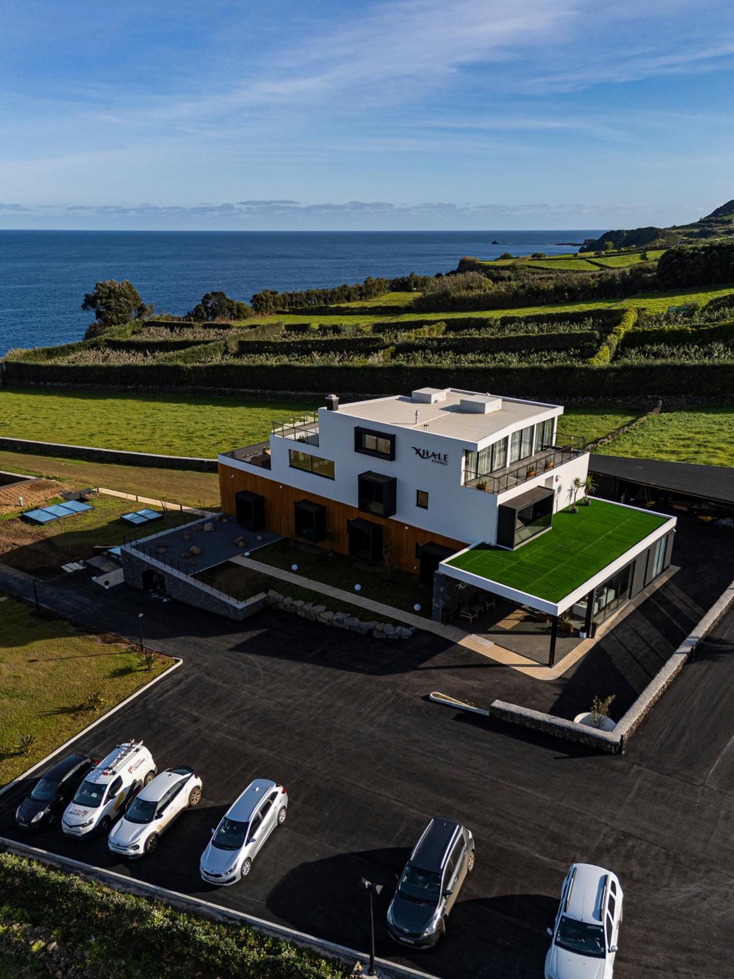 Xhale Azores Angra do Heroísmo Esterno foto